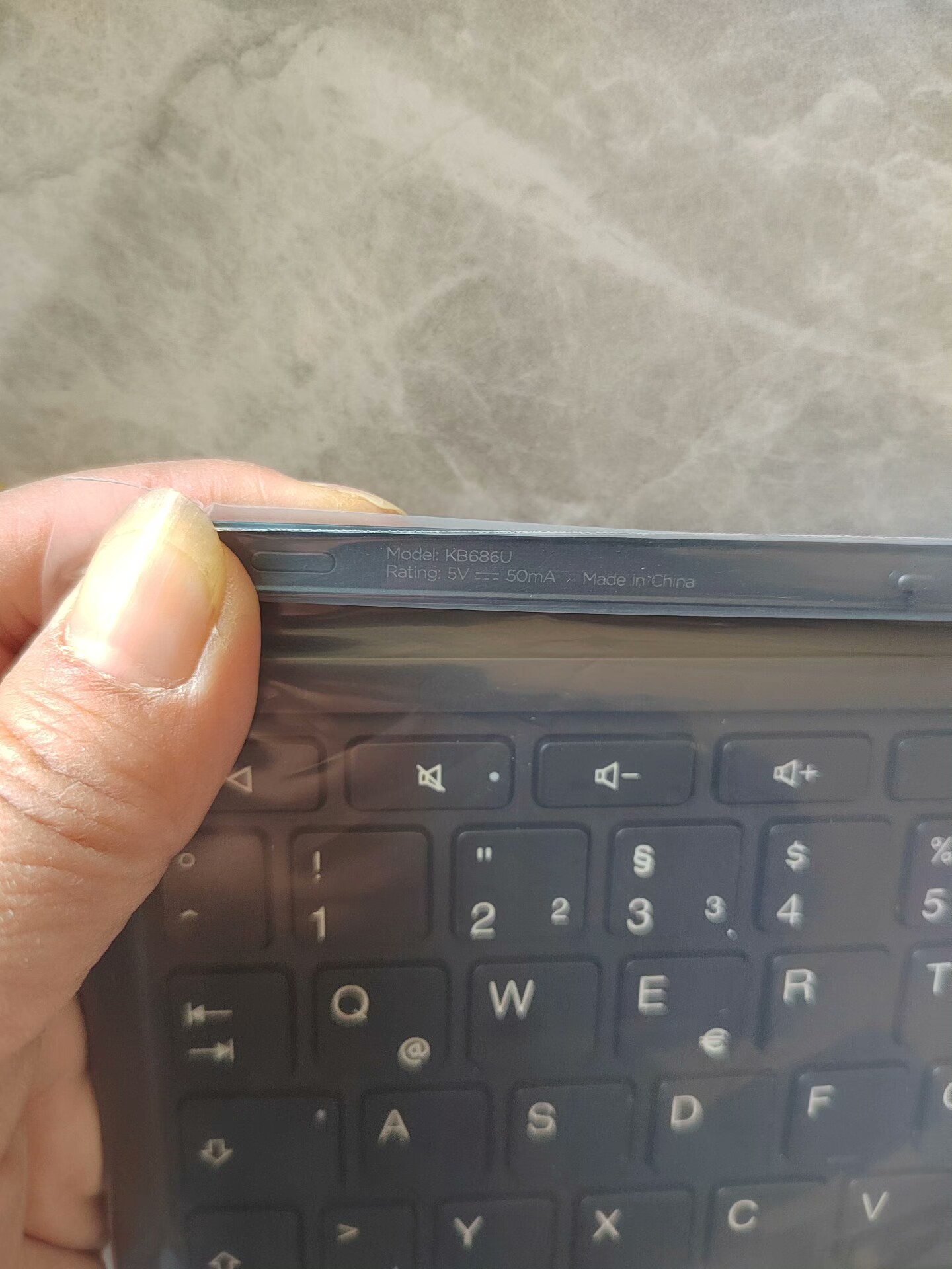 11.2 inch KB686U Keyboard and  - Lenovo Tablet Keyboard Accessories บทวิจารณ์และราคา